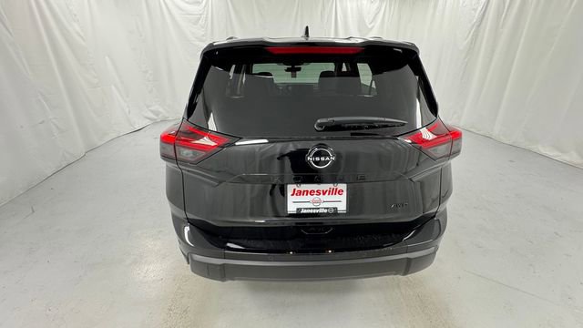 New 2026 Nissan Rogue SV AWD/4WD image 4