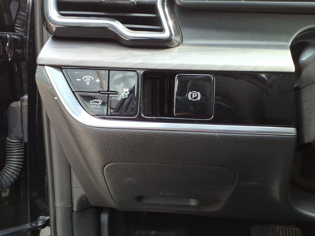 Used 2023 Kia Sportage X-Line w/ X-Line Premium Package image 15