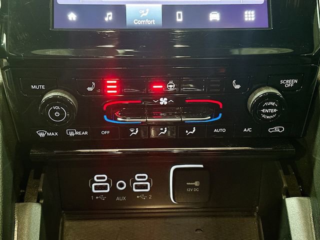 Used 2024 Jeep Grand Cherokee Altitude image 16