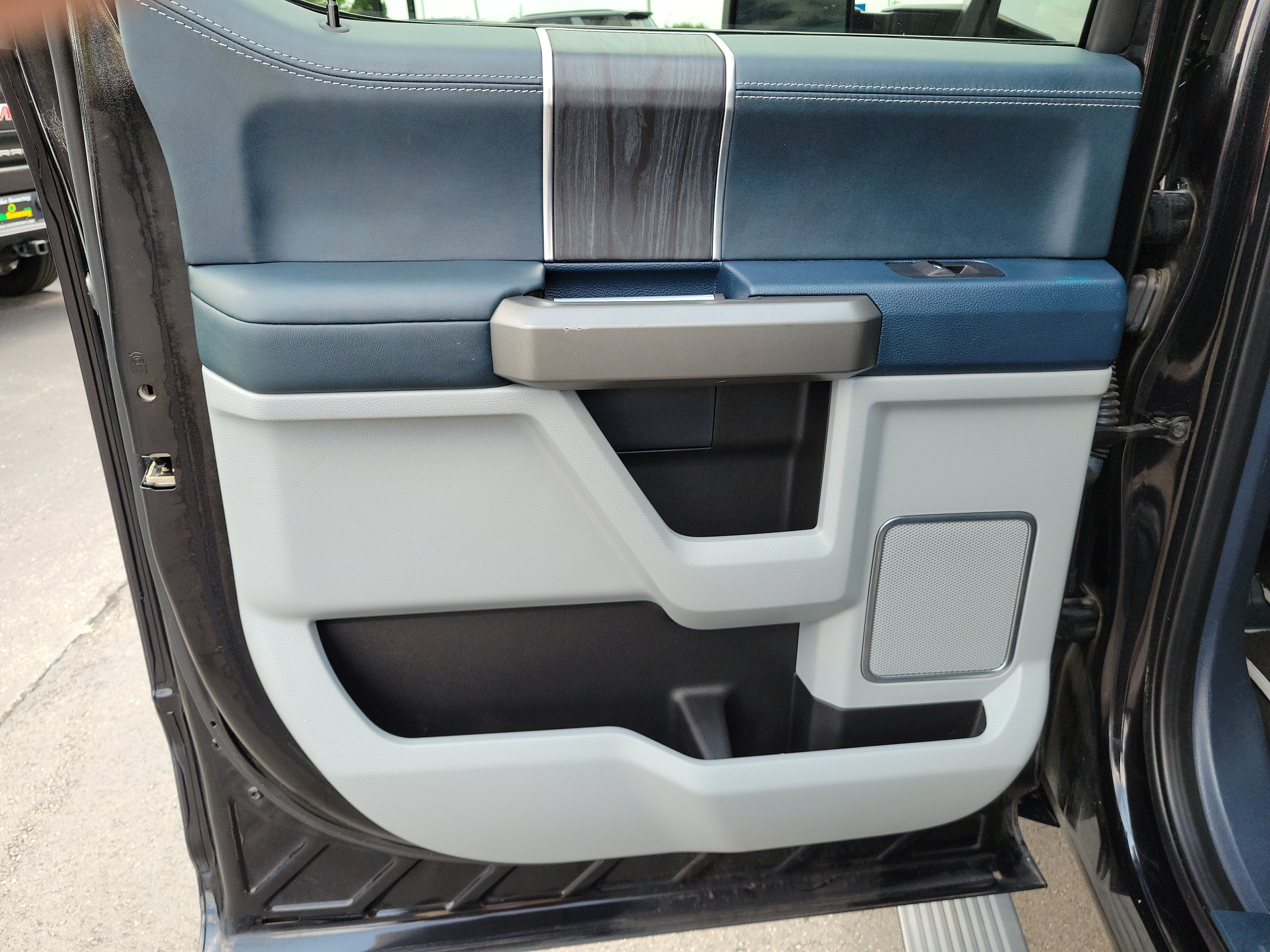 Used 2022 Ford F250 Limited AWD/4WD image 13