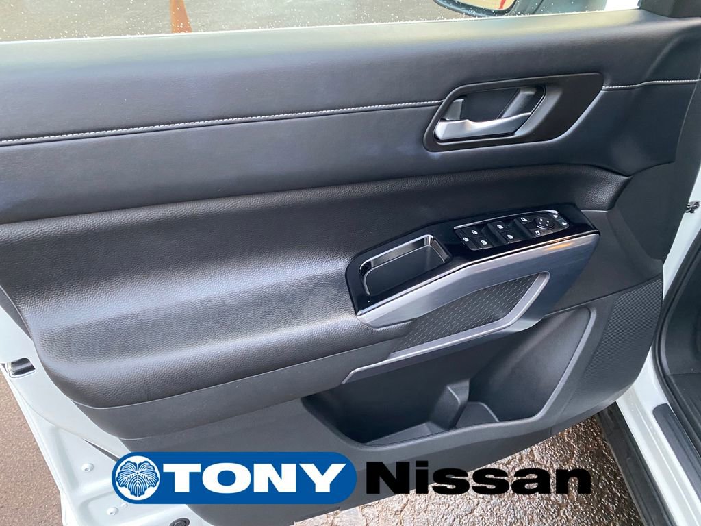 Certified 2023 Nissan Pathfinder SL w/ SL Premium Package image 29