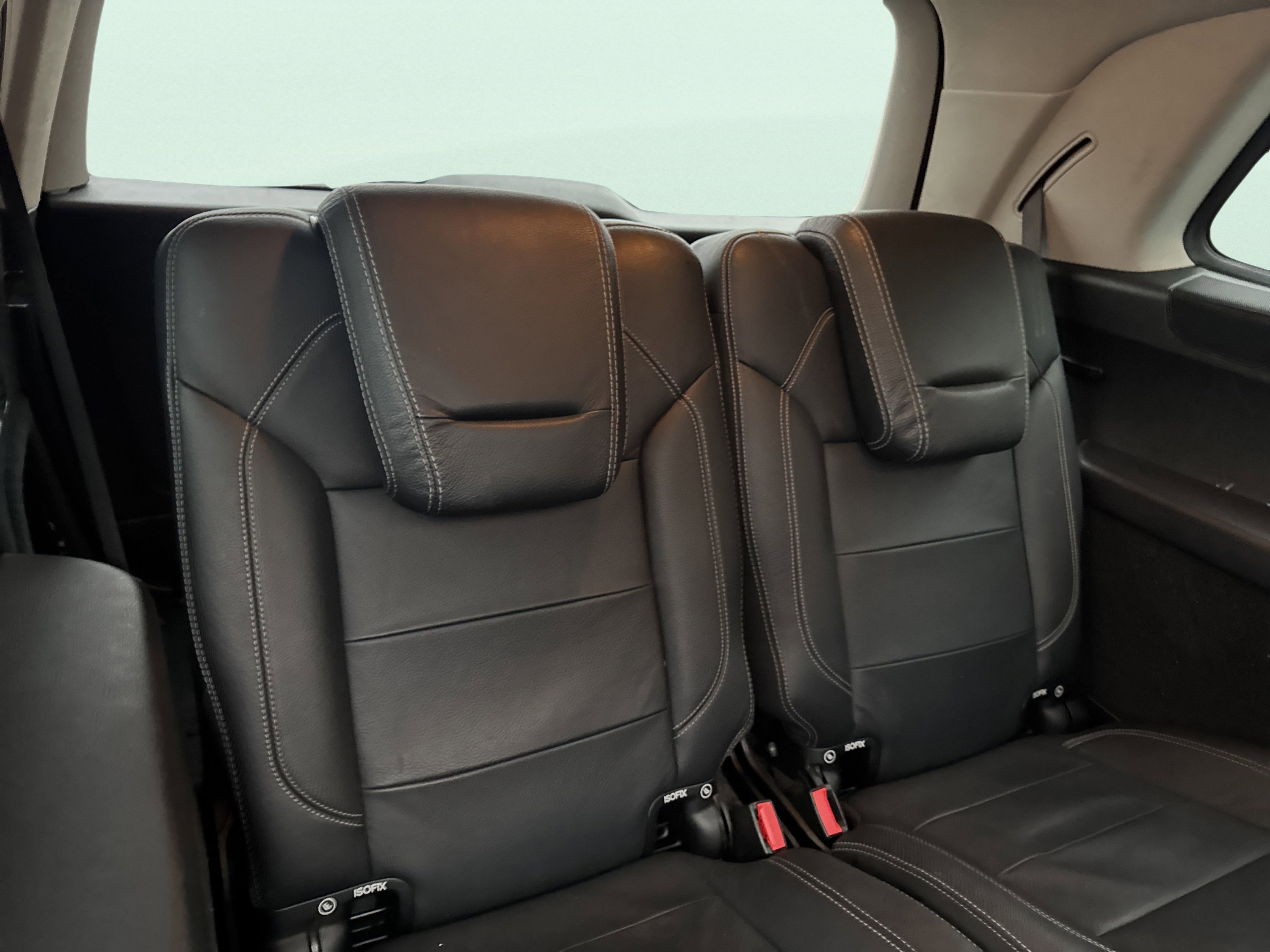 Used 2015 Mercedes-Benz GL 550 4MATIC image 38