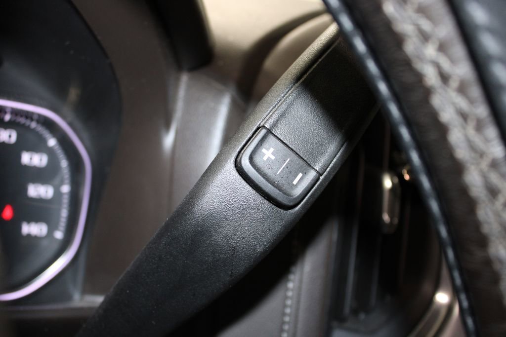 Used 2020 GMC Sierra 1500 SLT w/ SLT Premium Package image 25