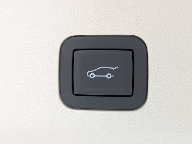 New 2026 Cadillac Escalade Platinum Luxury w/ LPO, Floor Liner Package AWD/4WD image 14