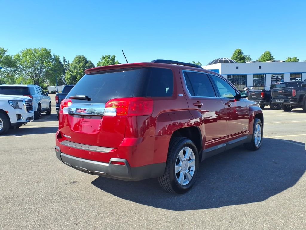Used 2013 GMC Terrain SLT w/ Safety Package FWD image 4