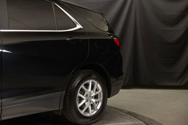 Used 2023 Chevrolet Equinox LT w/ Driver Convenience Package AWD/4WD image 12