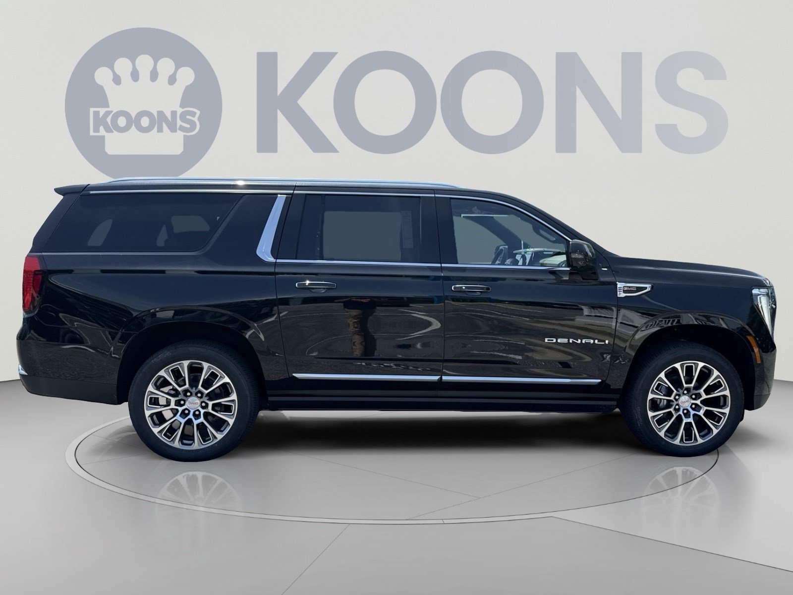 New 2026 GMC Yukon XL Denali w/ Sun & Power Step Package AWD/4WD image 7