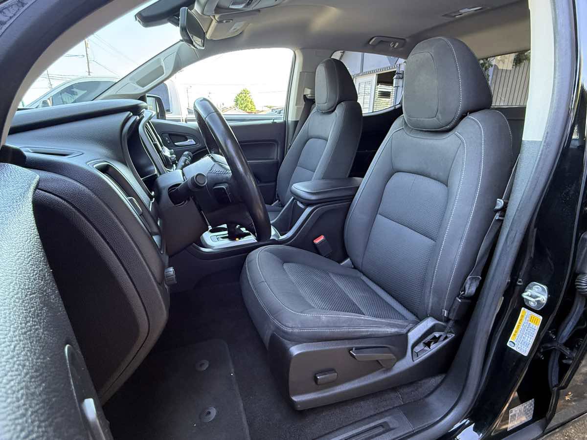 Used 2018 Chevrolet Colorado LT image 4