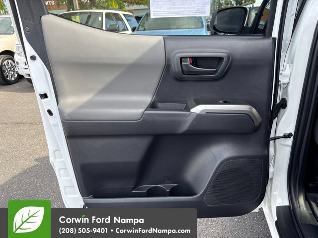 Used 2023 Toyota Tacoma SR5 AWD/4WD image 28