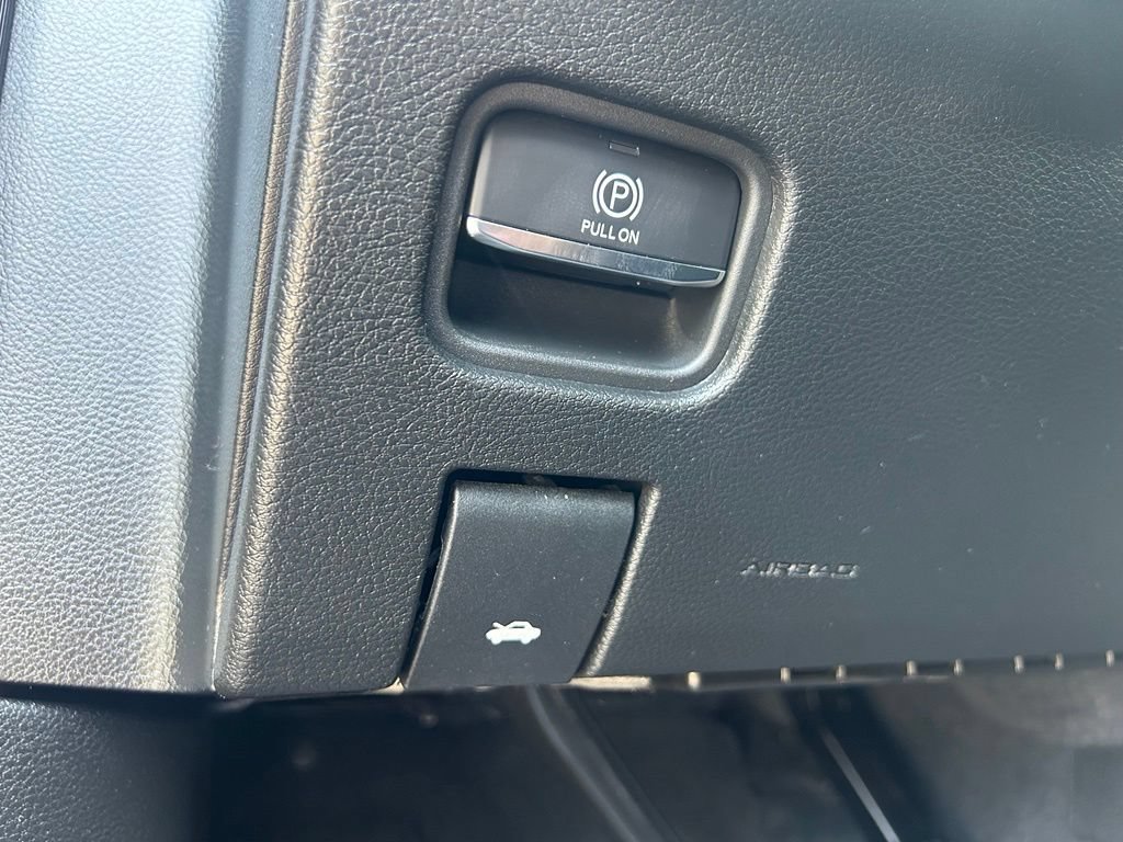 Used 2023 Jeep Grand Cherokee L Laredo AWD/4WD image 18