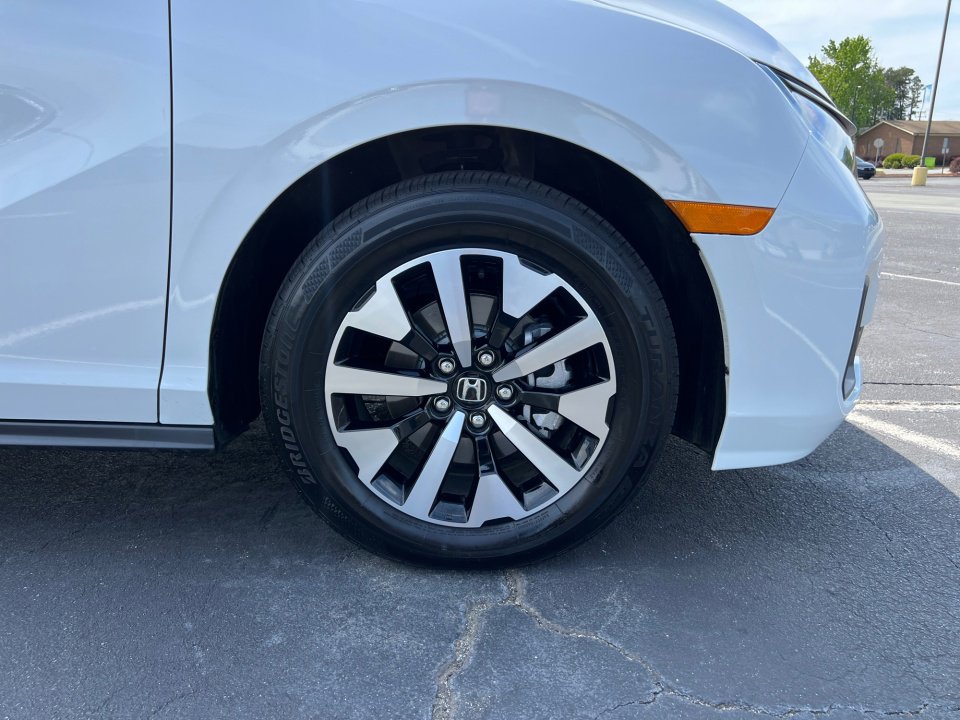 Certified 2026 Honda Odyssey EX-L image 25