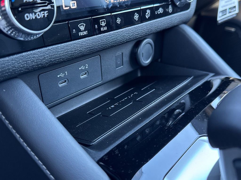 New 2026 Mitsubishi Outlander LE FWD image 20
