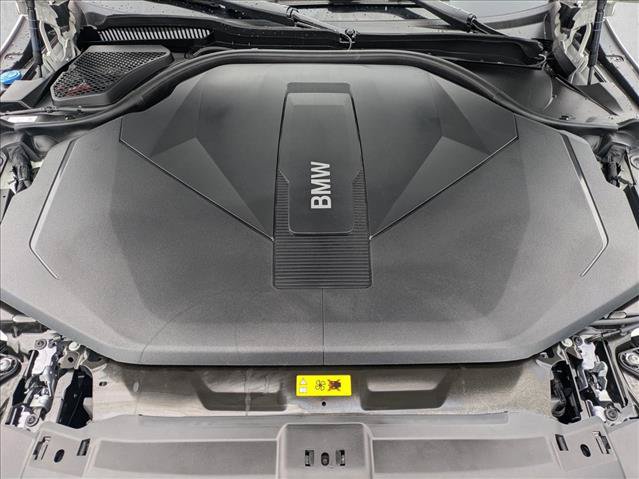 Used 2026 BMW i5 eDrive40 w/ M Sport Package RWD image 23