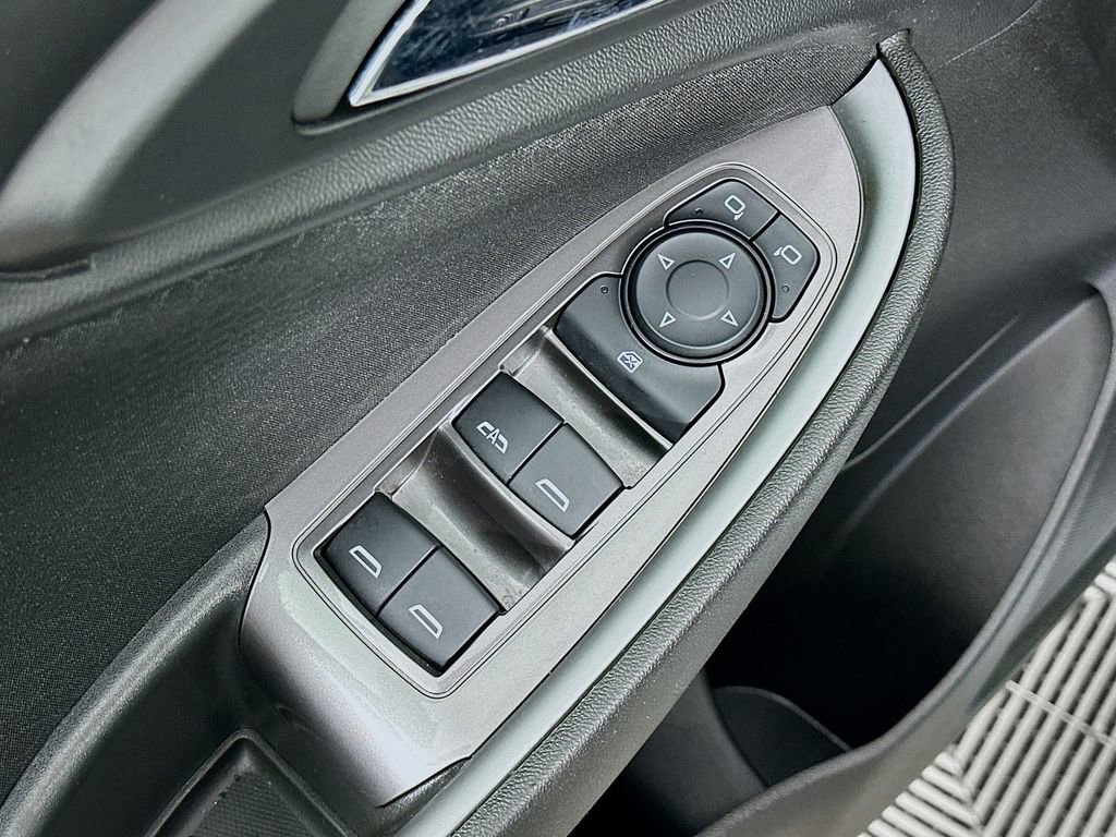 Used 2024 Chevrolet Malibu LT image 23