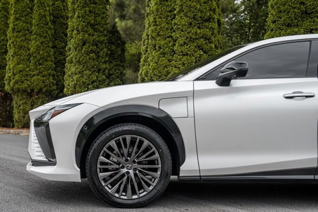 Used 2023 Lexus RZ 450e Premium w/ Accessory Package (2T) AWD/4WD image 10