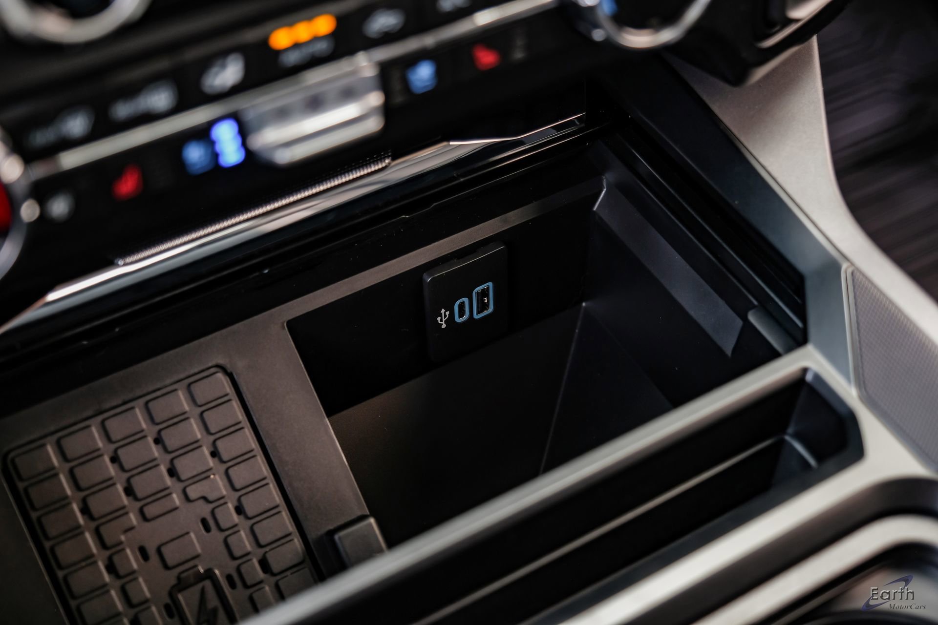 Used 2026 Ford F450 Lariat w/ FX4 Off-Road Package image 65