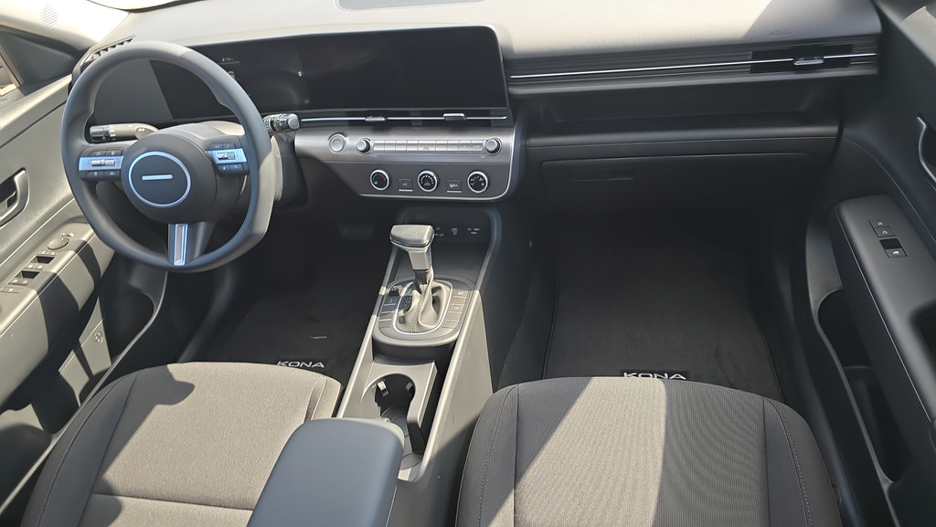 New 2027 Hyundai Kona SE AWD/4WD image 11