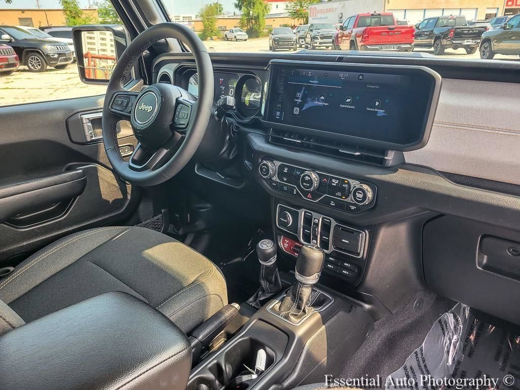 Certified 2025 Jeep Wrangler Unlimited Sport S 4xe AWD/4WD image 25