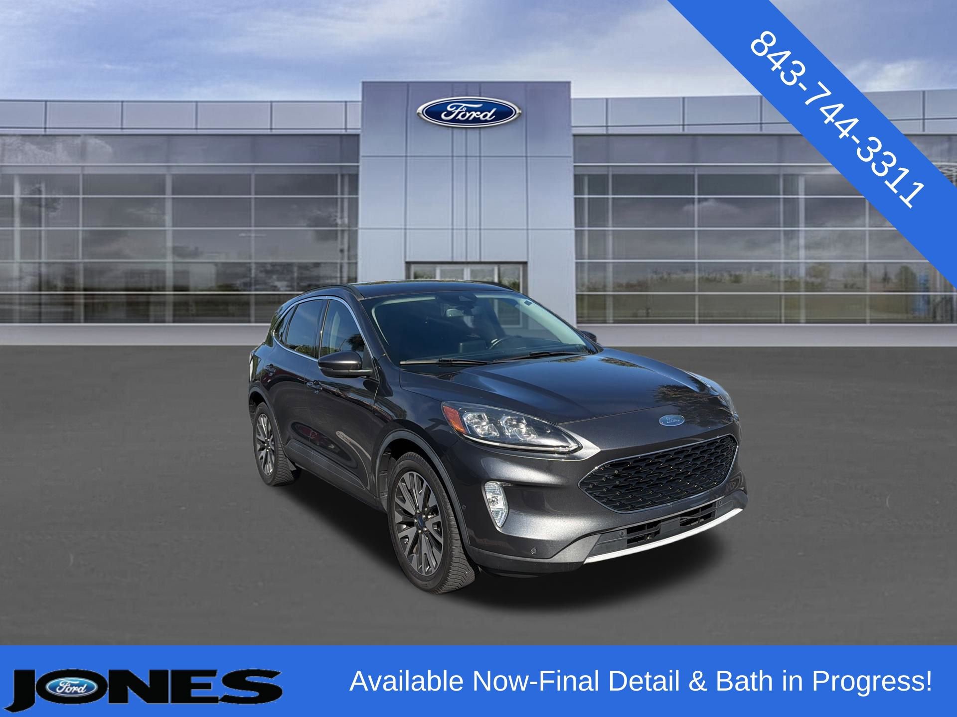 Used 2020 Ford Escape Titanium AWD/4WD image 1