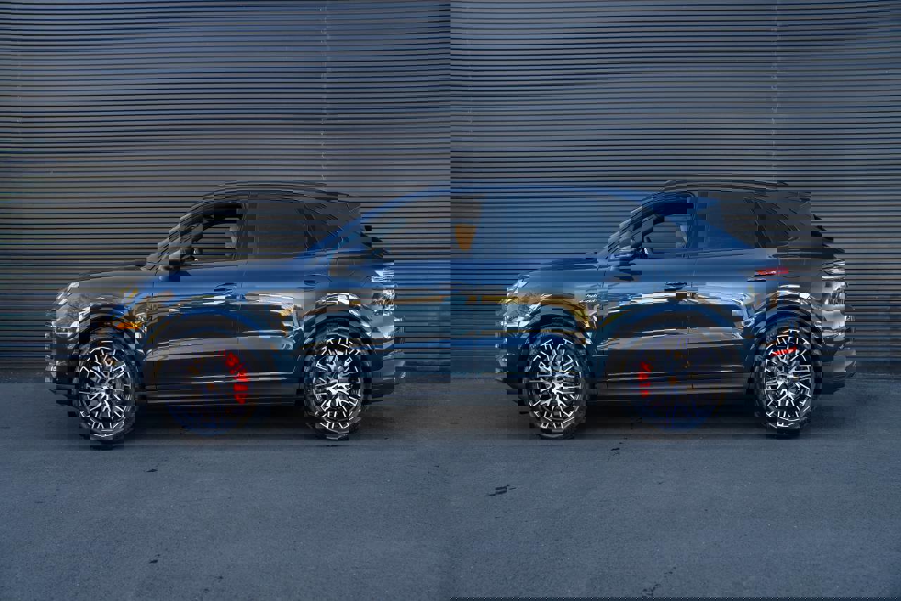 New 2026 Porsche Cayenne S image 2