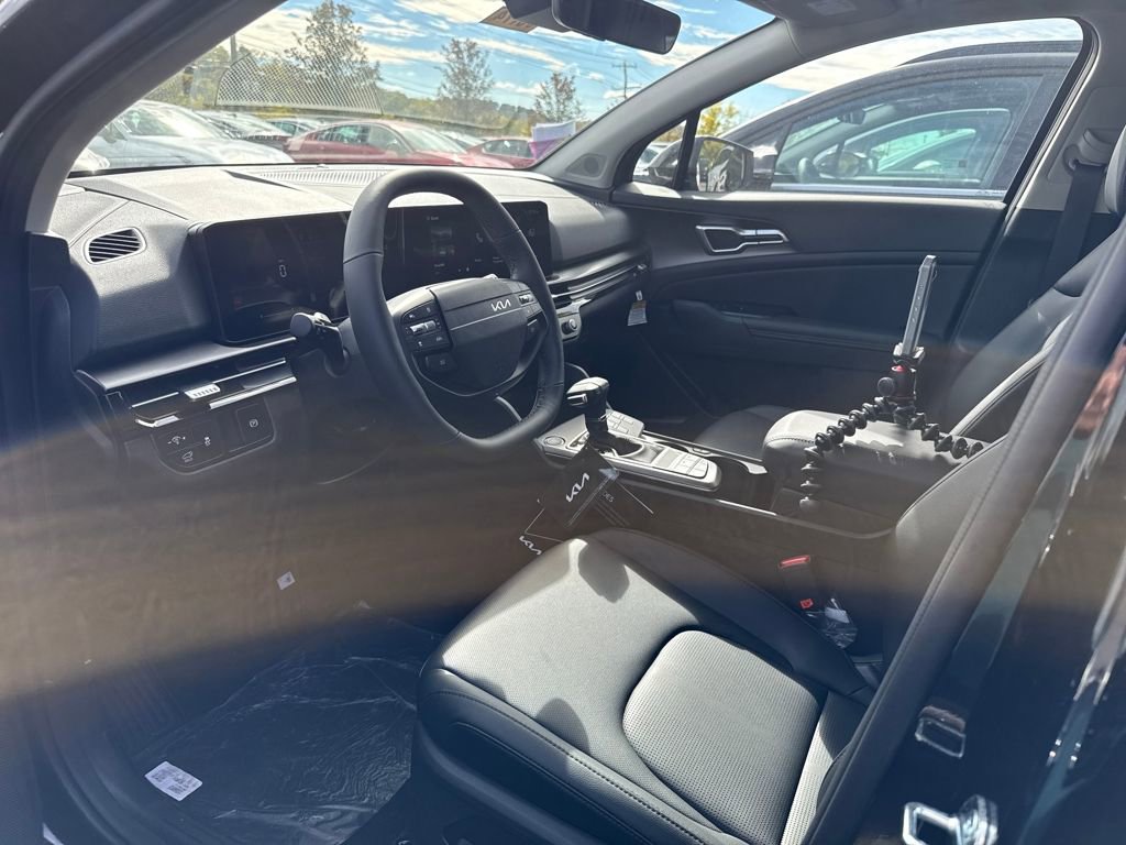New 2026 Kia Sportage EX w/ EX Panorama Roof Package image 9