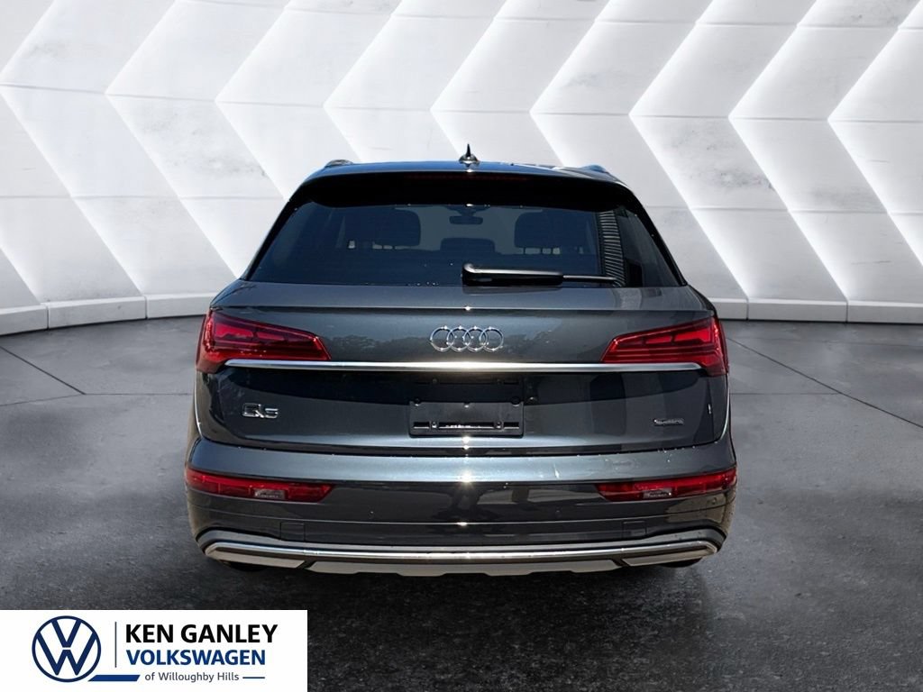 Used 2024 Audi Q5 2.0T Premium Plus w/ Premium Plus Package AWD/4WD image 3
