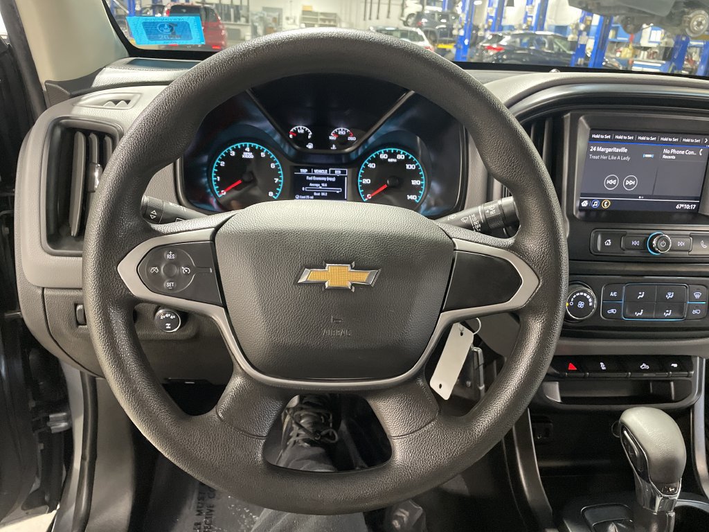 Used 2022 Chevrolet Colorado W/T w/ Custom Special Edition AWD/4WD image 32