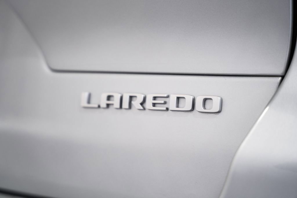 New 2025 Jeep Grand Cherokee L Laredo w/ Luxury Tech Group I image 8