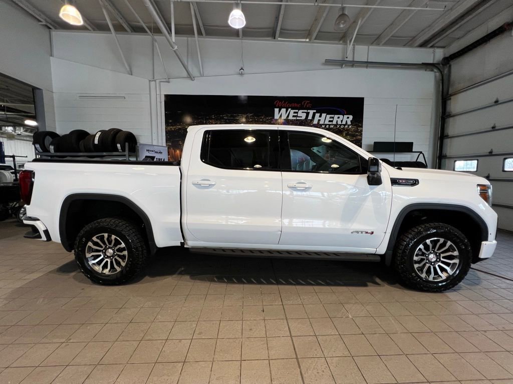 Used 2022 GMC Sierra 1500 AT4 w/ AT4 Premium Package image 9