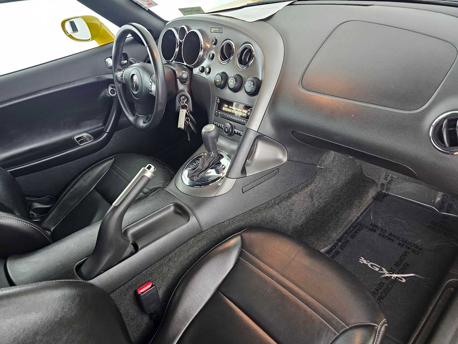 Used 2008 Pontiac Solstice GXP w/ Premium Package image 11