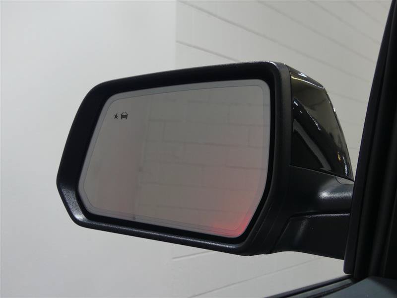 Used 2021 GMC Acadia Denali w/ Trailering Package AWD/4WD image 14