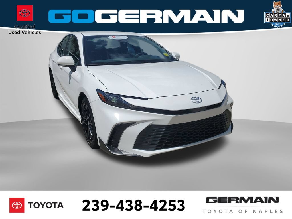Certified 2025 Toyota Camry SE FWD image 3