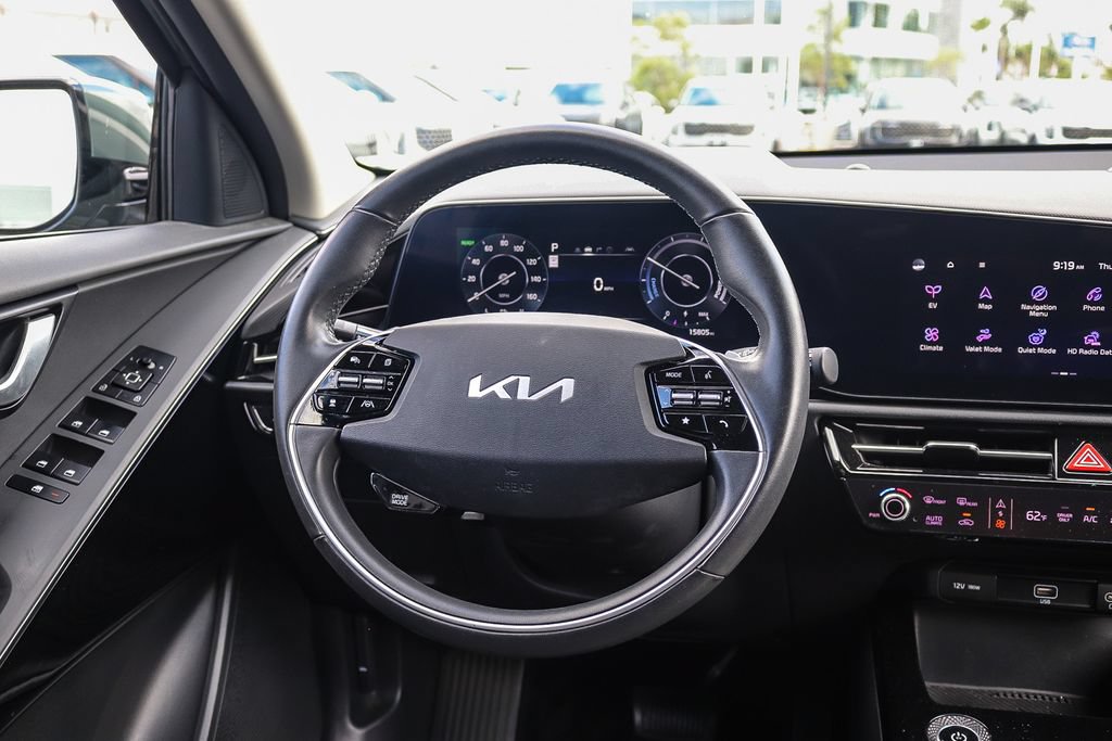 Certified 2023 Kia Niro Wind FWD image 14