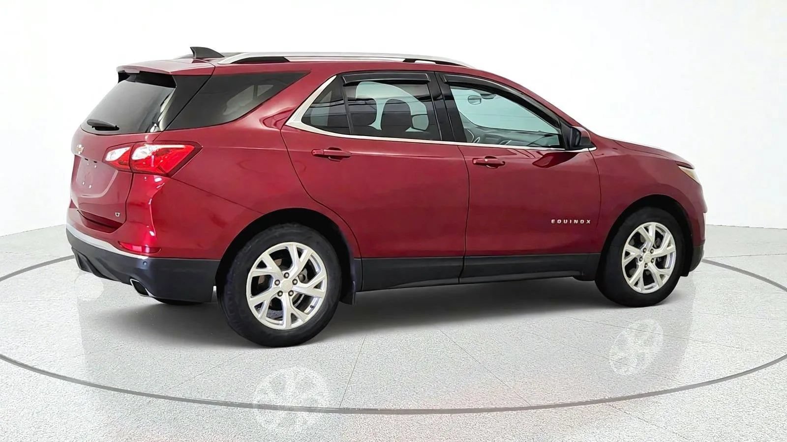 Used 2020 Chevrolet Equinox LT FWD image 9