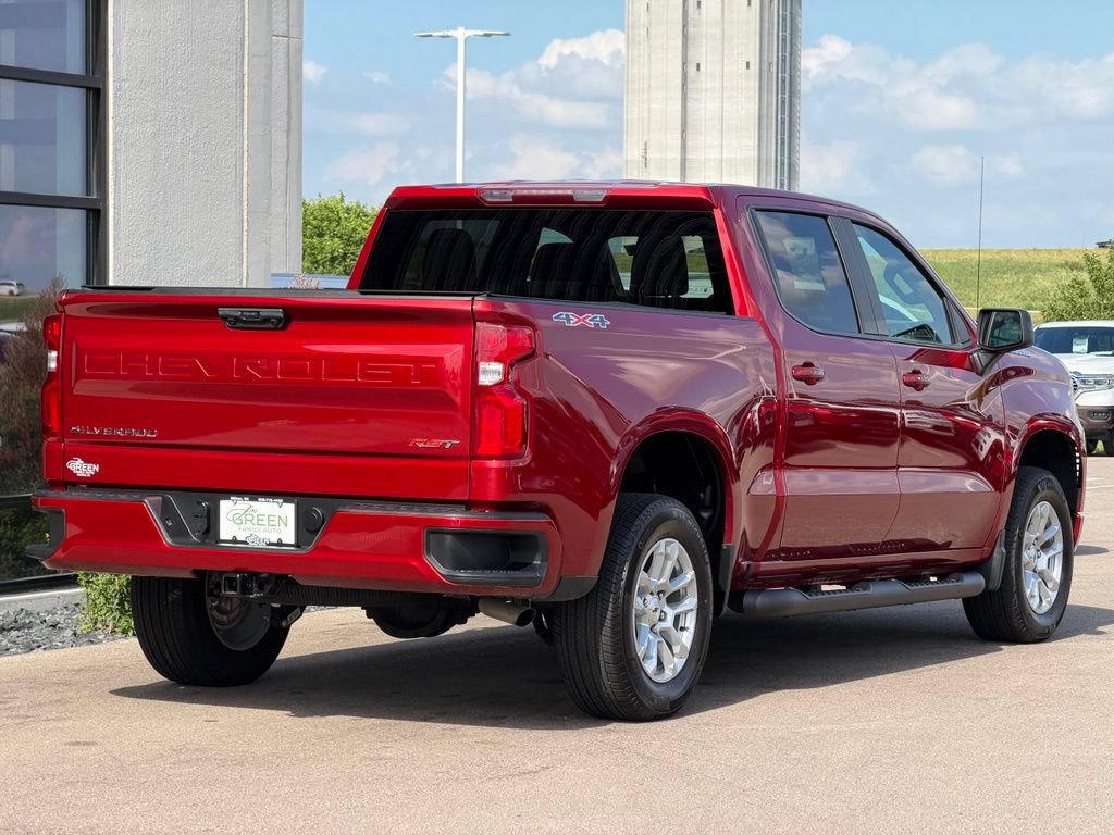 Used 2024 Chevrolet Silverado 1500 RST AWD/4WD image 5
