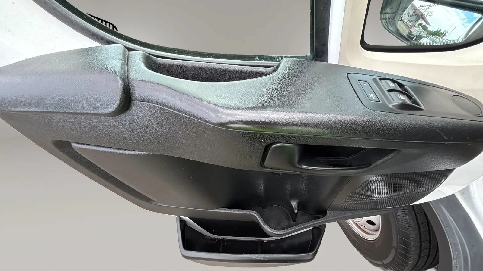 Used 2015 RAM ProMaster 2500 w/ Interior Convenience Group FWD image 35