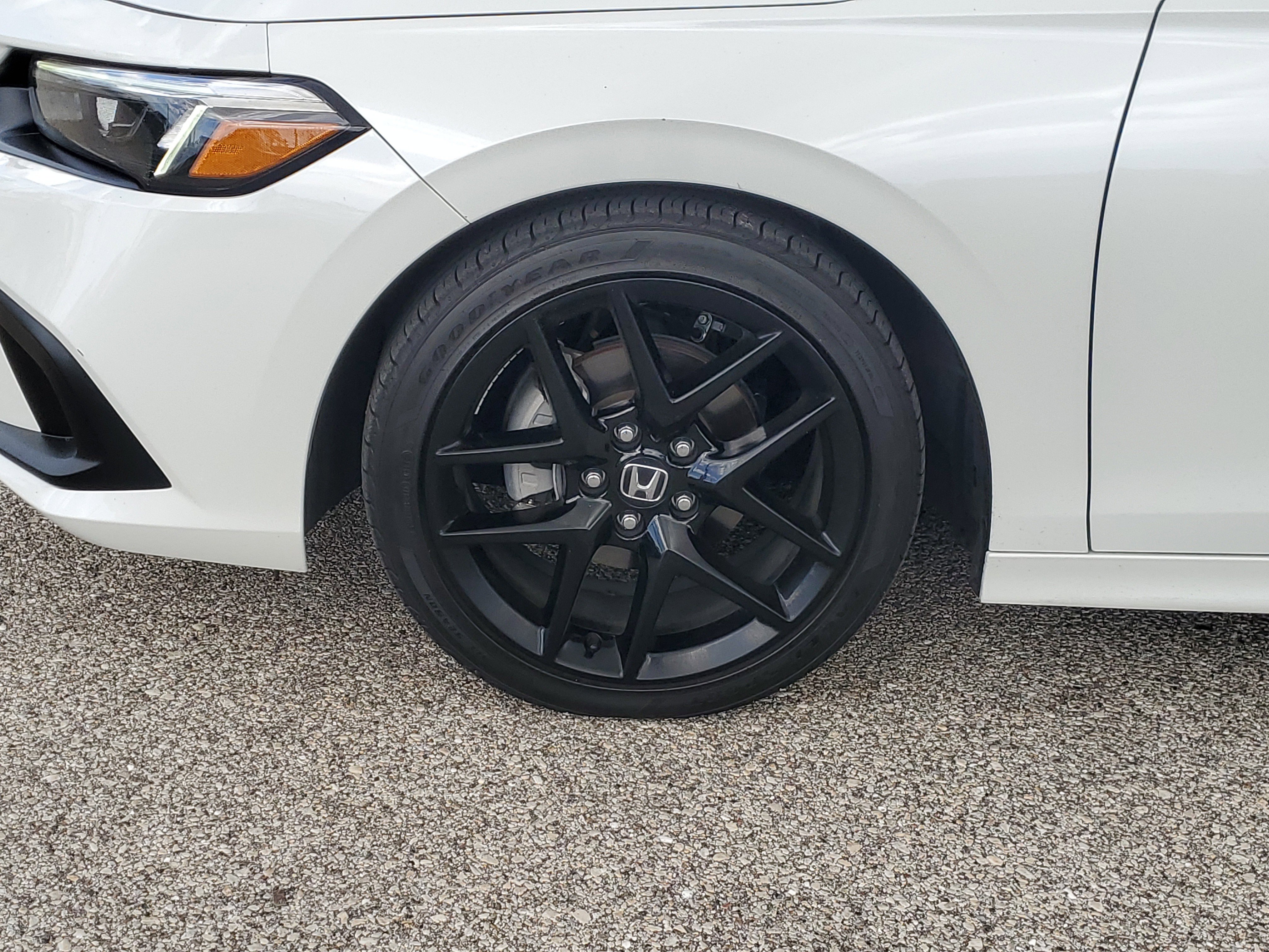 Used 2024 Honda Civic Sport image 9