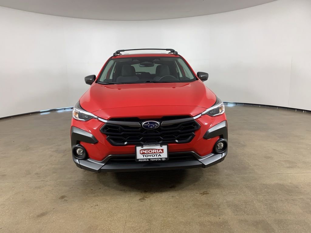 Used 2025 Subaru Crosstrek 2.0i Premium image 3