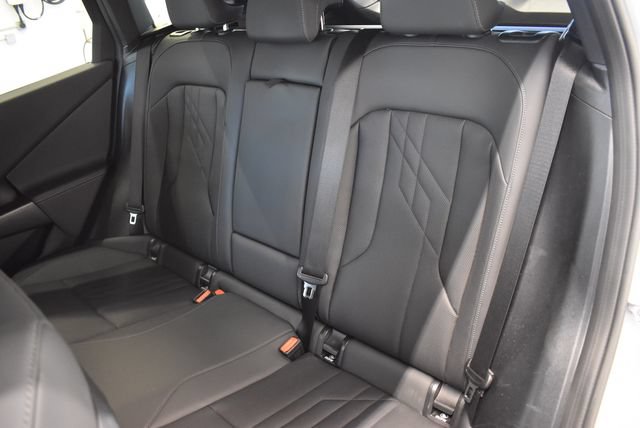 Used 2025 BMW X3 xDrive30i AWD/4WD image 7