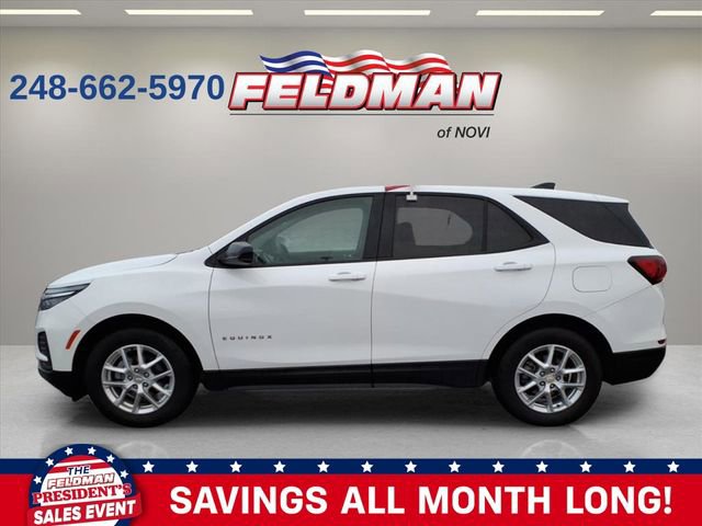 Used 2024 Chevrolet Equinox LS w/ LS Convenience Package image 2