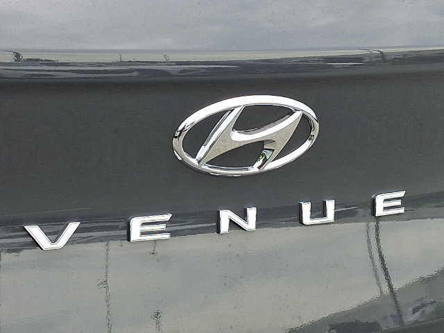 New 2026 Hyundai Venue SEL FWD image 22