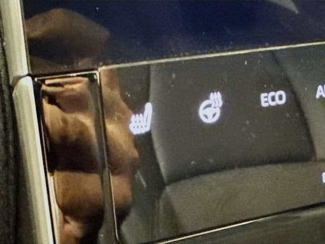 Certified 2024 Toyota bZ4X AWD image 21
