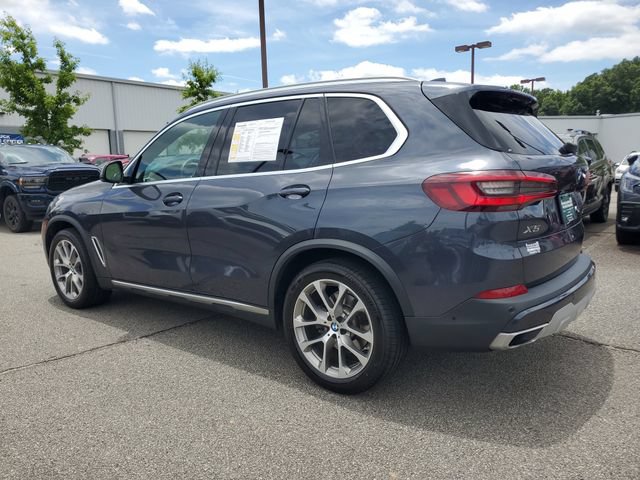 Used 2021 BMW X5 xDrive40i w/ Convenience Package AWD/4WD image 4