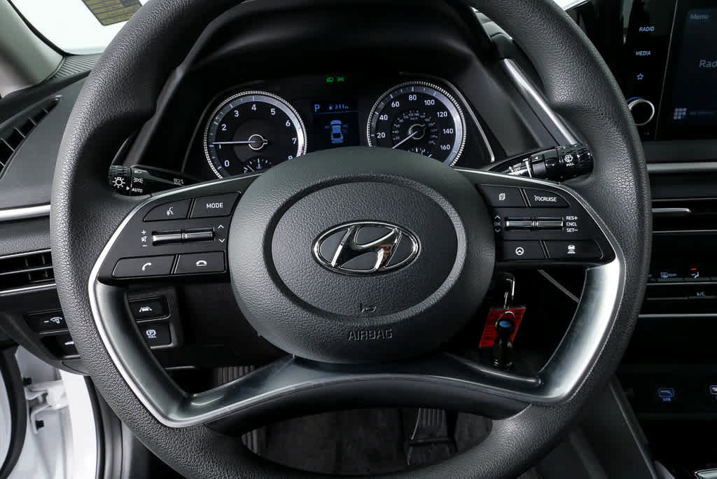 Certified 2023 Hyundai Sonata SE w/ Cargo Package image 8