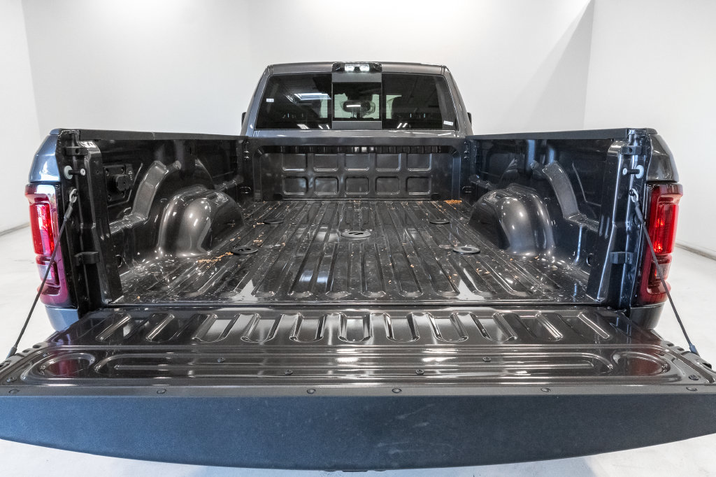 New 2026 RAM 3500 Tradesman AWD/4WD image 27