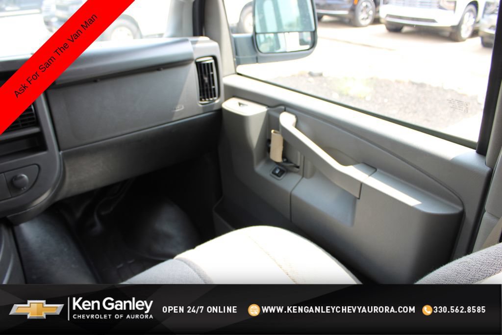 New 2026 Chevrolet Express 2500 Extended w/ Driver Convenience Package RWD image 33