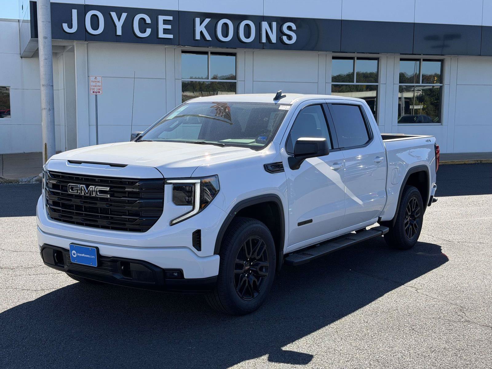 New 2026 GMC Sierra 1500 Elevation w/ Preferred Package AWD/4WD image 4