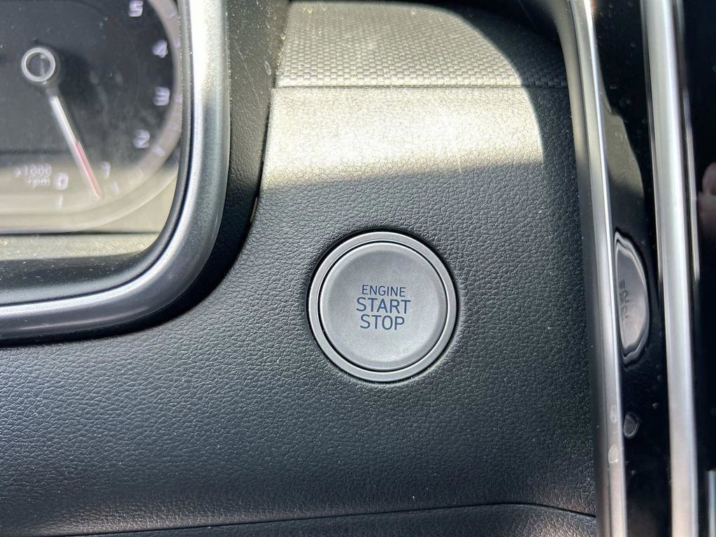 Certified 2024 Hyundai Santa Cruz SEL image 33