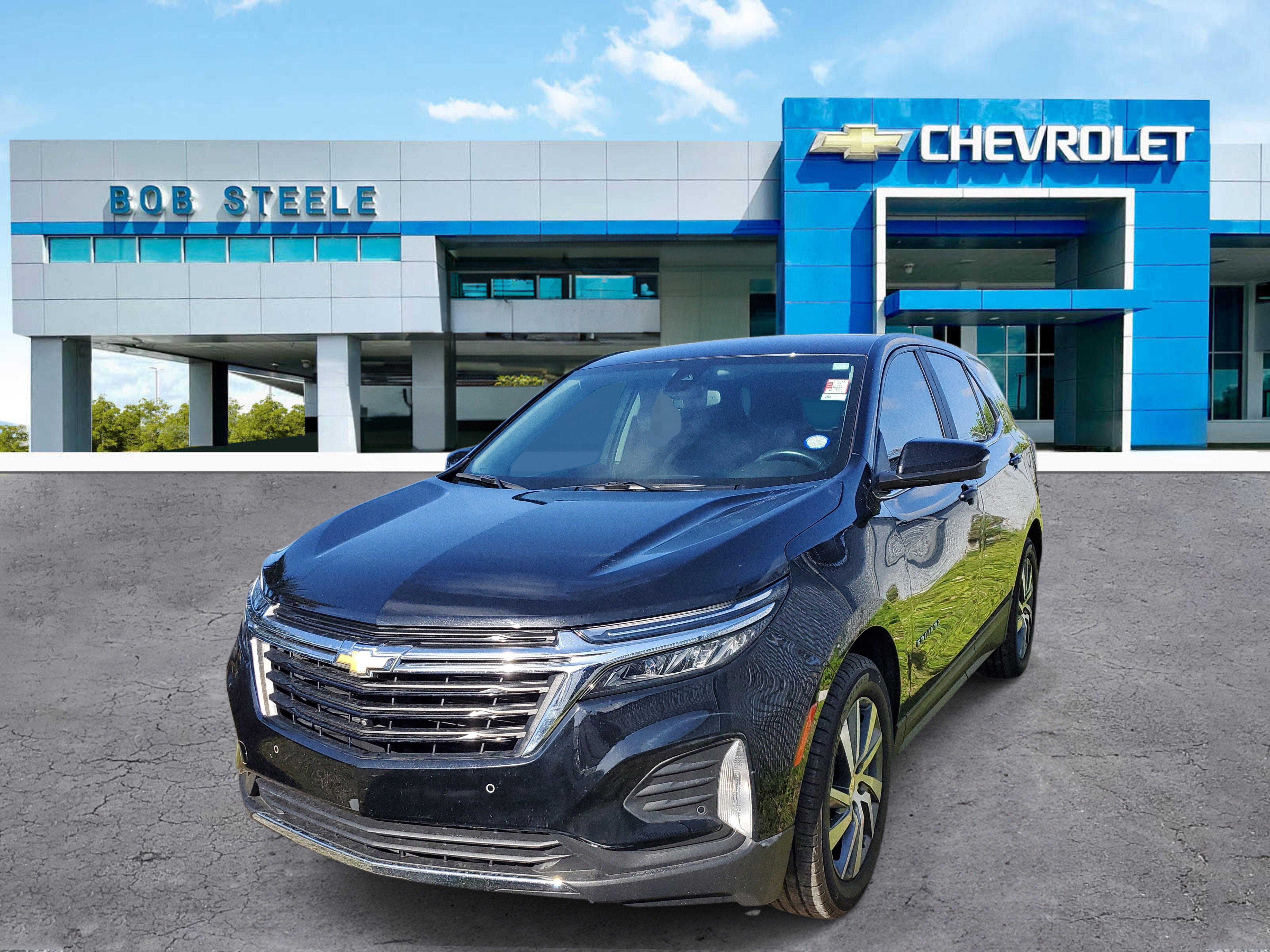 Used 2024 Chevrolet Equinox LT image 3