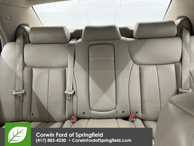 Used 2011 Cadillac DTS Luxury image 18